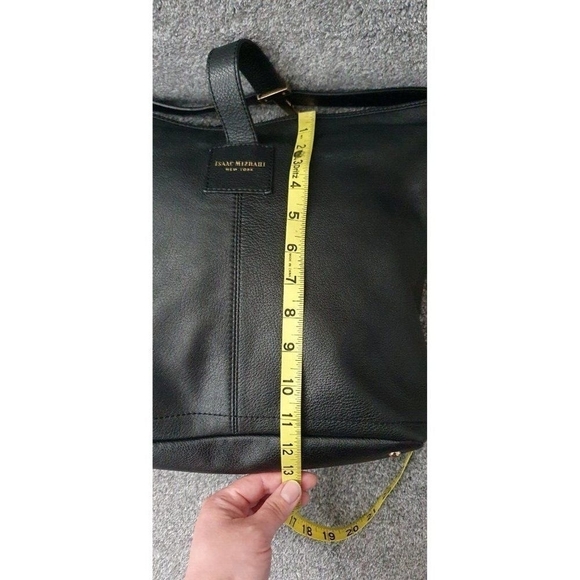 ISAAC MIZRAHI LEATHER HOBO BAG - Picture 11 of 16